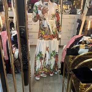 L'ATISTE Vibrant Safari Print Long Sleeve Dress